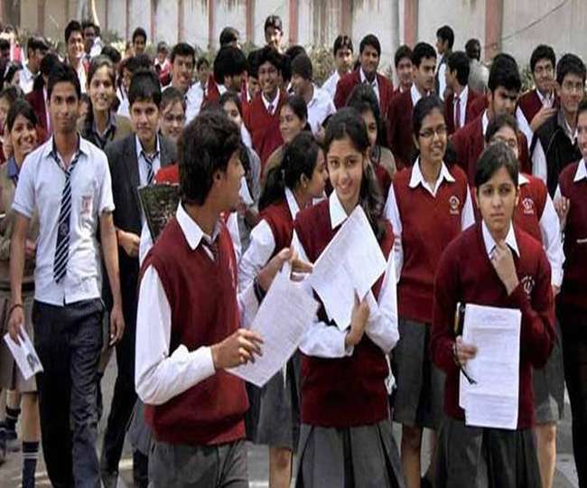 RTI मे हुआ खुलासा : – 10 दिन के भीतर स्कूल द्वारा उचित जवाब न देने पर खत्म हो सकती है स्कॉलर्स होम एश्लेहॉल की एन०ओ०सी० एक मान्यता पर चल रहे दो स्कूल बन्द हो सकता है स्कॉलर होम स्कूल*