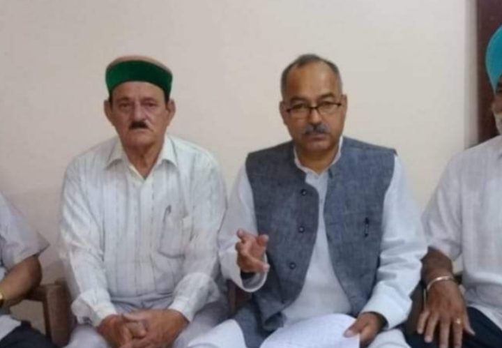 जनधन खातों में धन डाल कर मोदी सरकार चुकाए जनता के प्यार का कर्ज -मोर्चा