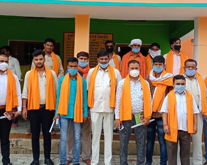 बरबर प्रेस क्लब का गठन किया गया जो वरिष्ठ पत्रकार अरविंद शुक्ला की अध्यक्षता में-खीरी यूपी