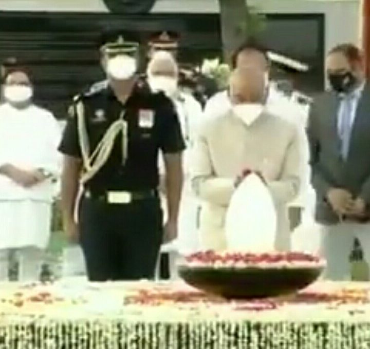 पूर्व प्रधानमंत्री वाजपेयी की दूसरी पुण्यतिथि पर राष्ट्रपति , प्रधानमंत्री ने दी श्रद्धाँजलि
