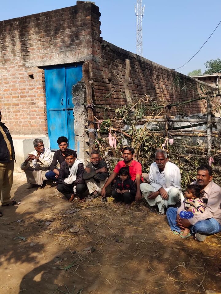 ग्राम पंचायत भदेहदू के पशुबाडें में प्रधानकर रहा है मनमानी
