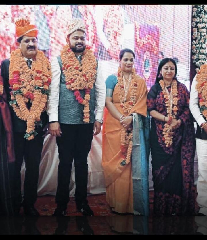 राजीव बब्बर सहित नवनिर्वाचित डिस्ट्रिक्ट गवर्नर हुए सम्मानित