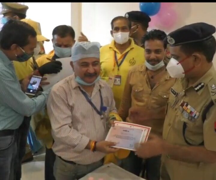 पुलिस कमिश्नर असीम अरुण की सराहनीय पहल