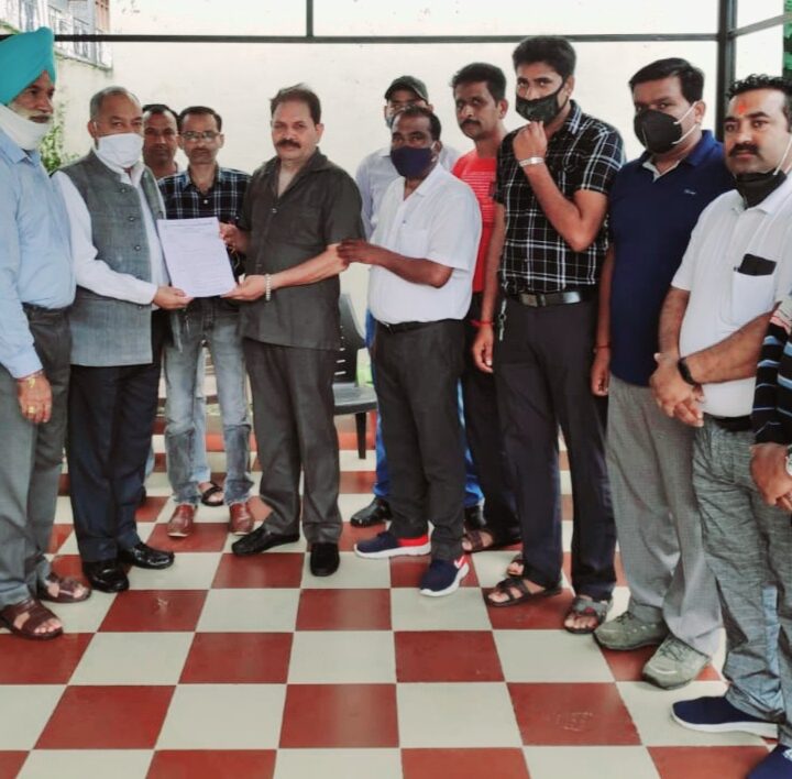 निकाय कर्मियों की मांगों पर सरकार की उदासीनता दुर्भाग्यपूर्ण- मोर्चा