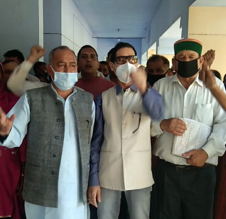 आरक्षित वर्गों में ही अत्यन्त गरीबों हेतु क्षैतिज आरक्षण को मोर्चा ने किया घेराव