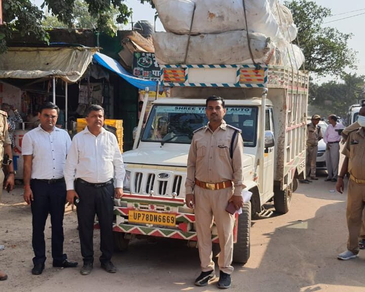 पुलिस व परिवहन विभाग की टीम ने चलाया संयुक्त अभियान