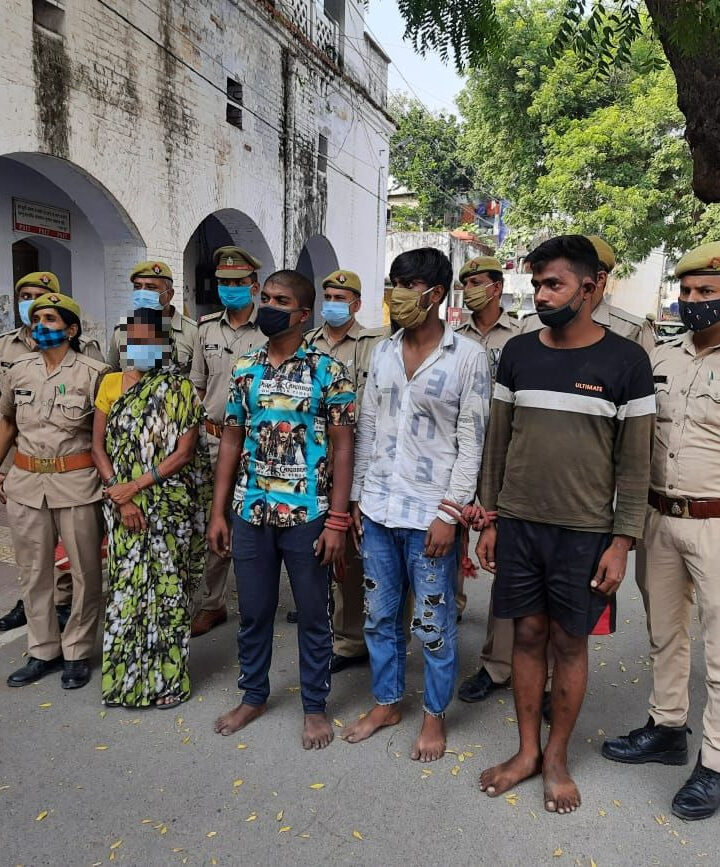 कानपुर डीसीपी पश्चिमी की स्वाट टीम को मिली बड़ी सफलता चौदा लाख की चोरी का खुलासा। कानपुर