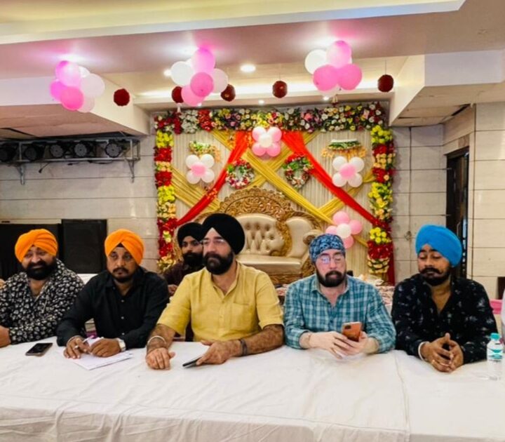 प्रकाश पर्व पर योगी सरकार करा रही लेजर शो