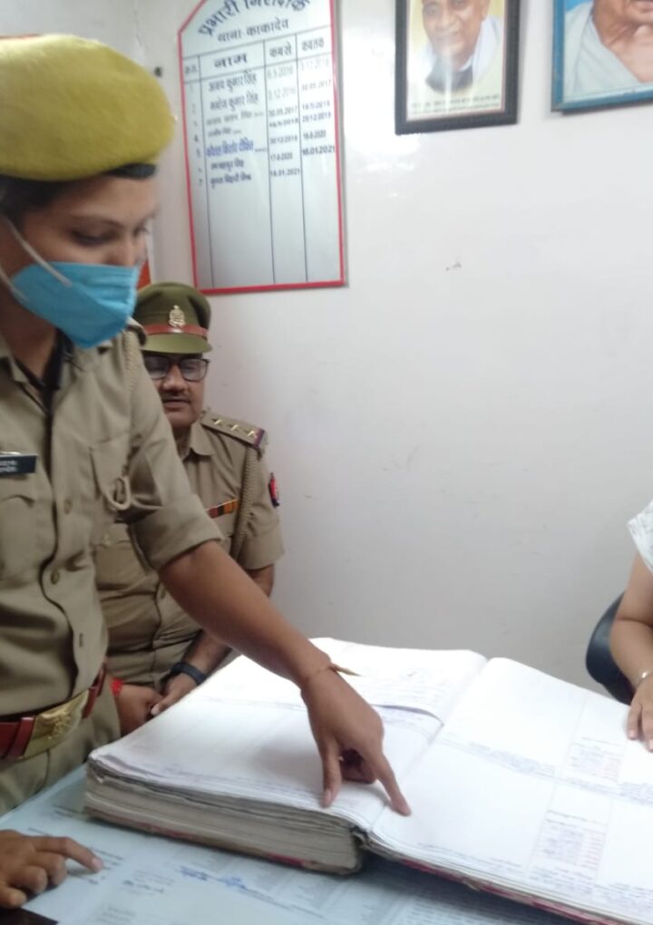 छात्रा मनस्वी सबरवाल बनी एक दिन की काकादेव थाना प्रभारीकानपुर।