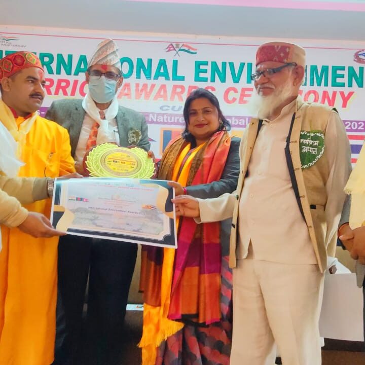 भगवान बुद्ध महाराज जी की जन्मस्थली में दो दिवसीय अंतरराष्ट्रीय पर्यावरण सम्मेलन में पर्यावरण योद्धा सम्मान समारोह कार्यक्रम विधिवत हुआ संपन्न -लुम्बीनी नेपाल