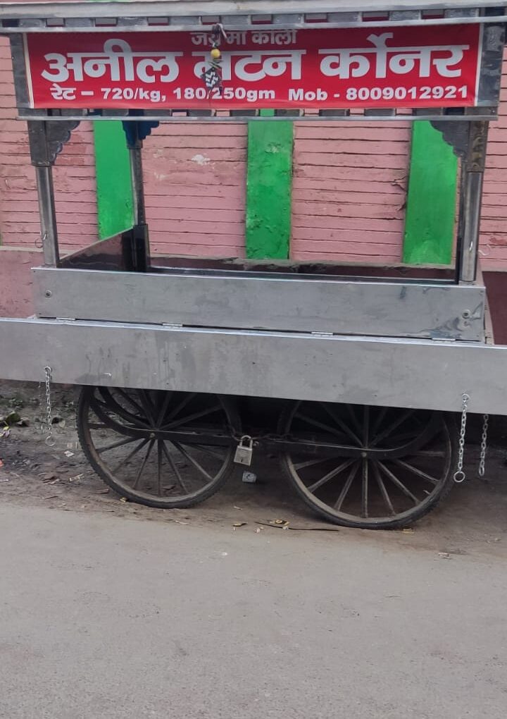 दंबग वकील से परेशान दुकानदार ने पुलिस से लगाई गुहार