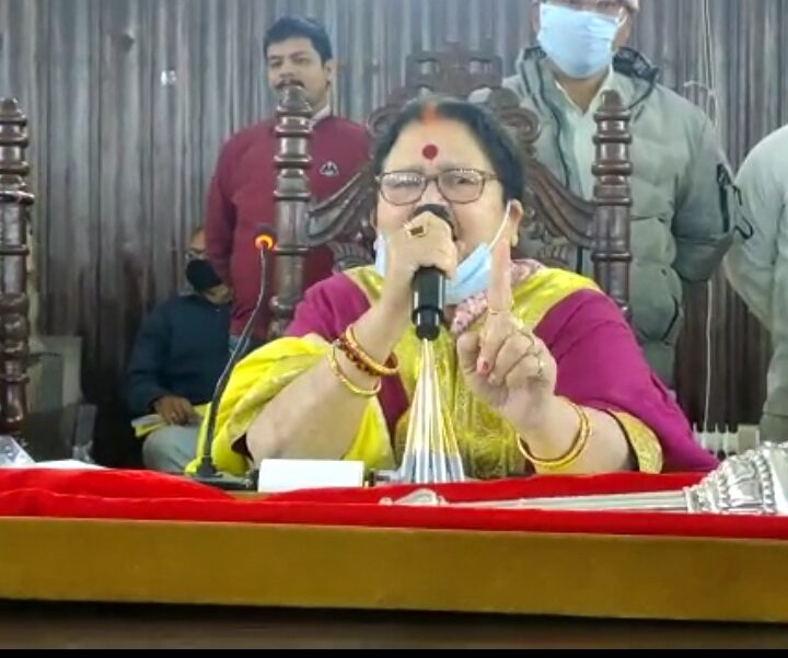 हंगामे और ड्रामे के साथ शुरू हुआ नगर निगम सदन