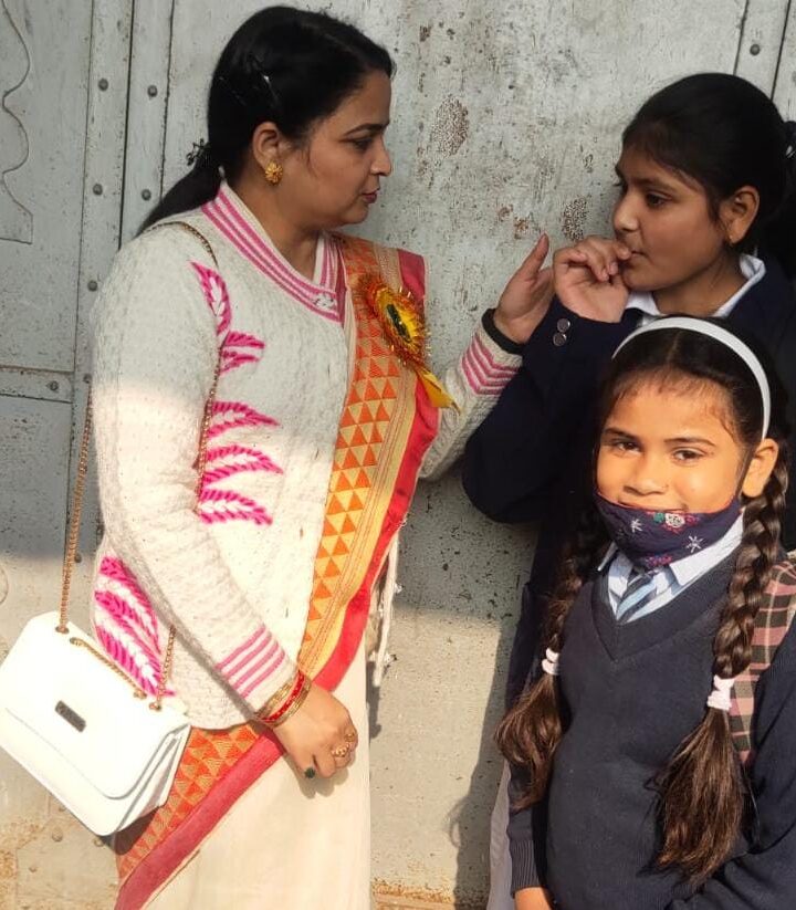 उत्तर प्रदेश शासन द्वारा संचालित मिशन शक्ति अभियान फेस-3 अंतर्गत संस्था महिला सदस्यों द्वारा आत्मरक्षा- स्वसुरक्षा जन जागृति कार्यशाला “”गुड टच बैड टच संपन्न””