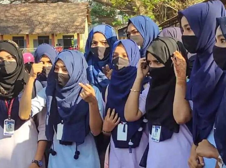 यूनिफ़ॉर्म का मतलब समझते हैं आप? हिज़ाब #udpi