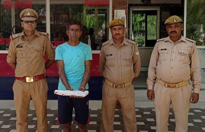 पनकी पुलिस ने तमंचे के साथ युवक को दबोचा