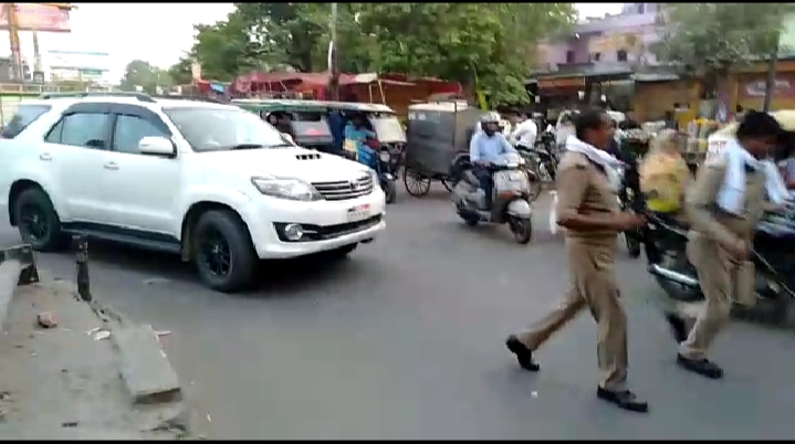 सांसद फंसे जाम में , जाम से बचना हो,तो विजय नगर से न निकले