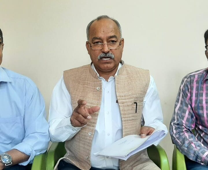 हरक ने अपने मेडिकल कॉलेज को आयुष्मान योजना के बजाय कर्मकार बोर्ड में क्यों कराया सूचीबद्ध- मोर्चा