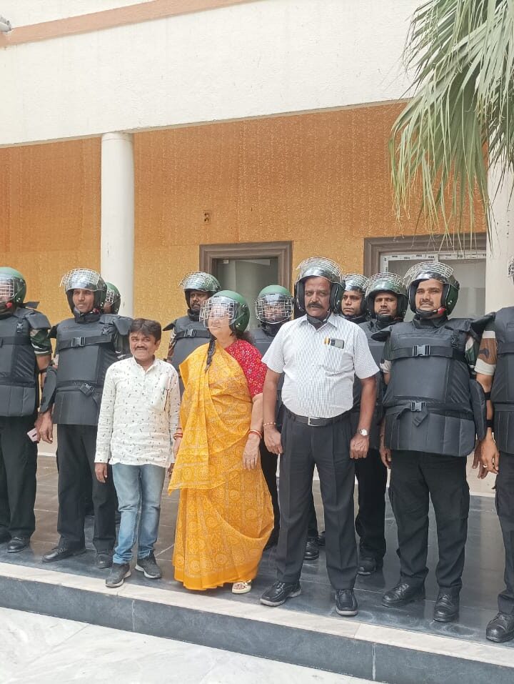 शासनादेश के अंतर्गत प्रदेश के सभी नगर निगमों में जनवरी 2019 में प्रवर्तन दल (एनफोर्समेंट टास्क फोर्स) का गठन किया गया था।