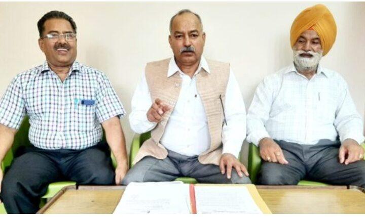 मंत्री तबादलों के फेर में व्यस्त, आंगनवाड़ी वर्कर्स का जीवन हुआ पस्त- मोर्चा