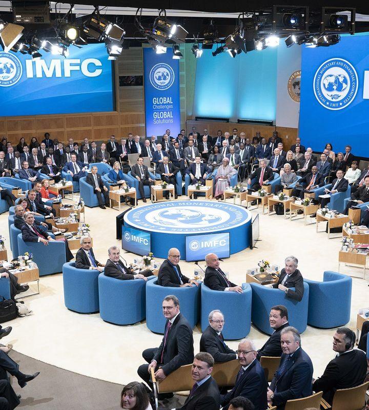 IMF प्रमुख की बड़ी चेतावनी, अंधेरे में दिख रहा दुनिया का आर्थिक भविष्य, संकट अभी और बढ़ने का खतरा