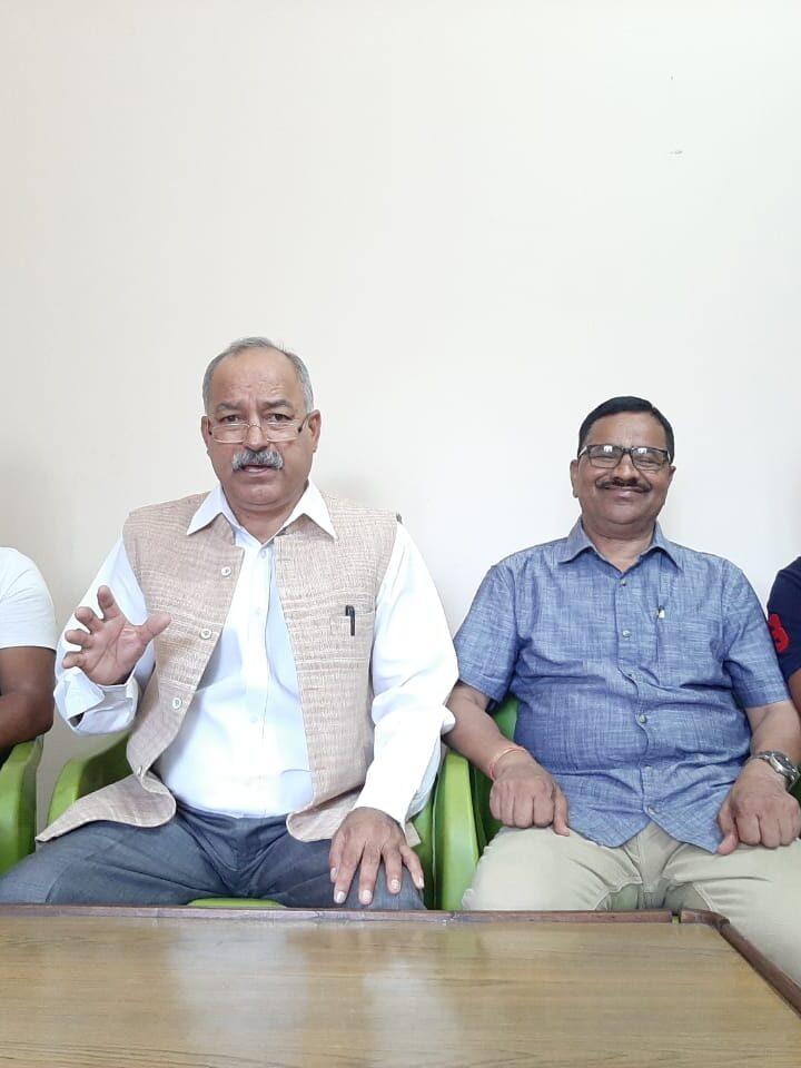 जवानों को निकाल बाहर करने की गुस्ताखी न करे सरकार – मोर्चा