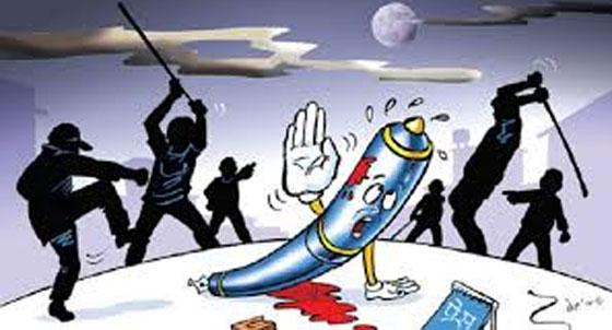 देश की राजधानी दिल्ली में पत्रकार पर बेवडों का हमला।