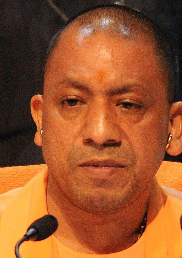 मुख्यमंत्री कार्यालय का आदेश भी हुआ बेअसर मथुरा पुलिस की दबंगई आदॆश के बाद भी नहीं लिख रही मुकद्दमा
