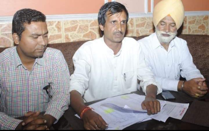 आयोग में झूठा बयान देने के मामले में मोर्चा कराएगा शिक्षा अधिकारियों के खिलाफ मुकदमा- शर्मा