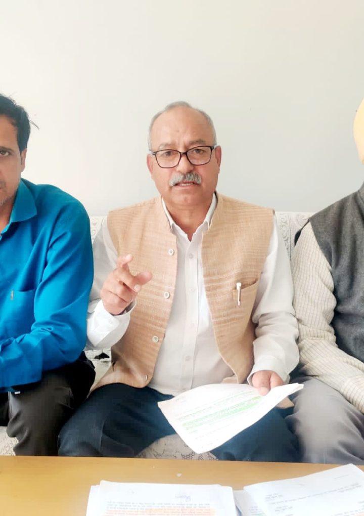 सरकार को गुमराह कर अधिकारियों ने बांट दिए आसान कंजर्वेशन में स्टोन क्रशर के लाइसेंस -मोर्चा