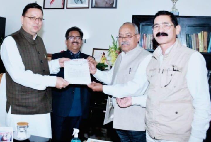 सड़क निर्माण एवं पेंशन बढ़ोतरी को लेकर मोर्चा ने मुख्यमंत्री से लगाई गुहार