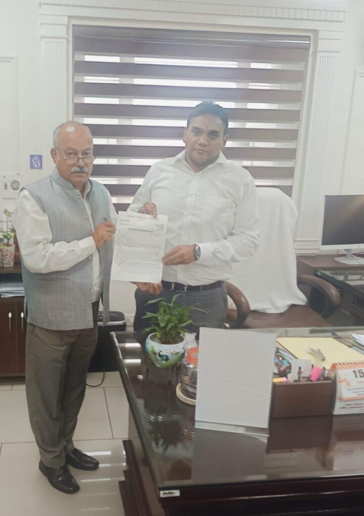 बाह्य रोगियों को आयुष्मान के तहत वेंटिलेटर/ आईसीयू सुविधा दिलाने को मोर्चा ने दी शासन में दस्तक