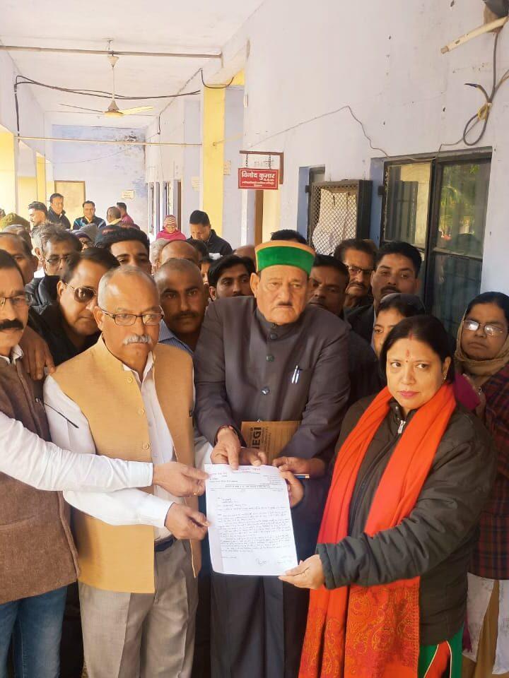 नाकाम सहकारिता मंत्री की बर्खास्तगी को लेकर मोर्चा ने बोला हल्ला