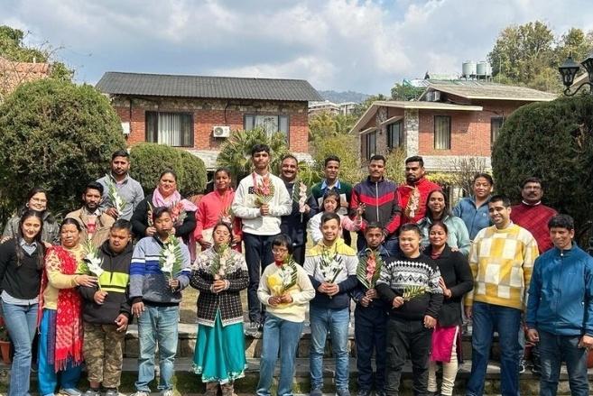 भविष्य निर्माण, छोटे छोटे कदम-लतिका